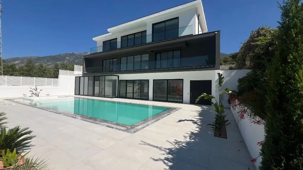 Villa in Ovacik